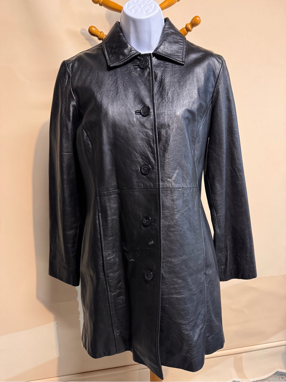 Vintage Women's Wilson’s Black Leather Button-Front Coat with Thinsulate Lining